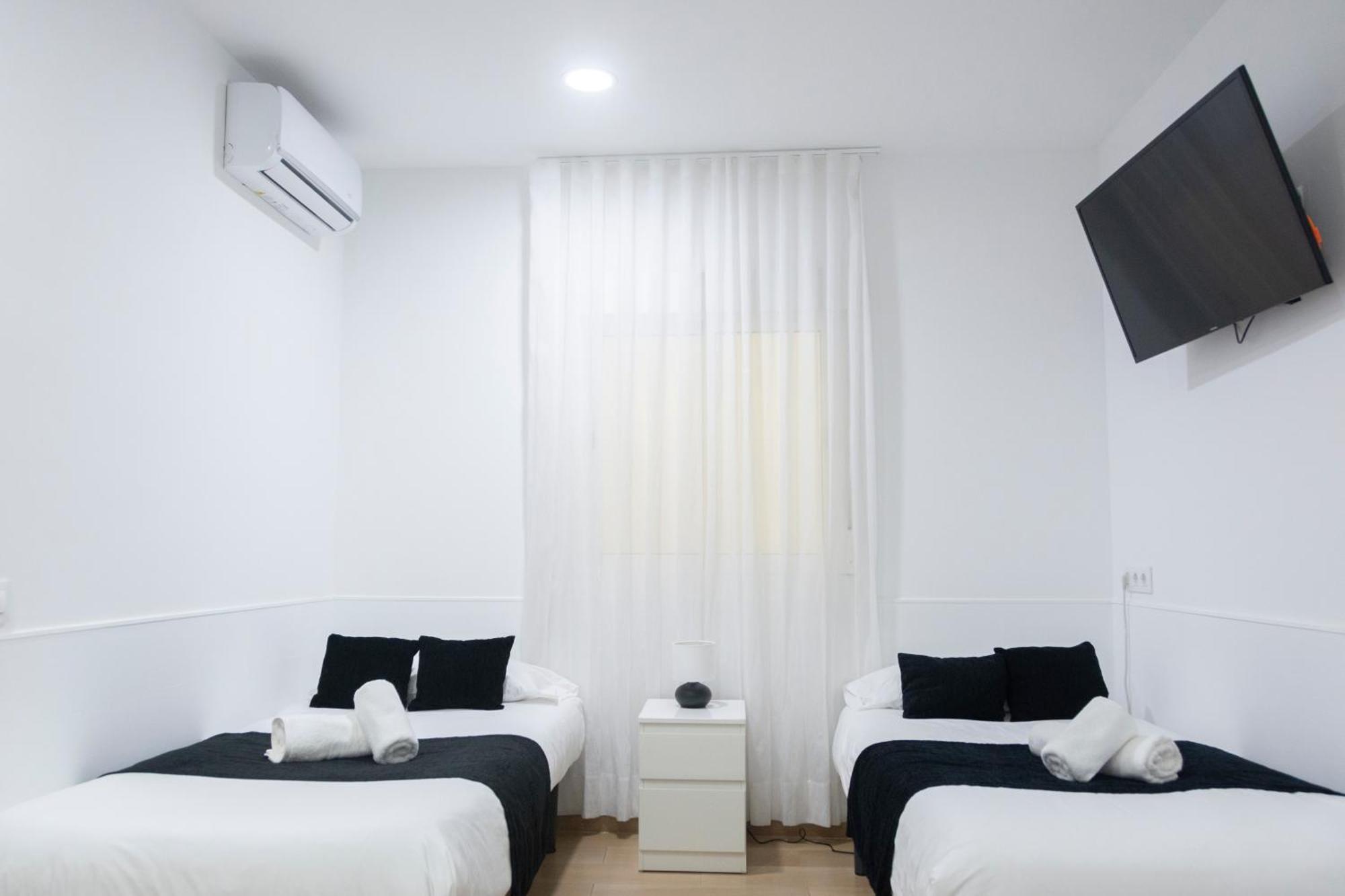 Laramond Barcelona Rooms المظهر الخارجي الصورة