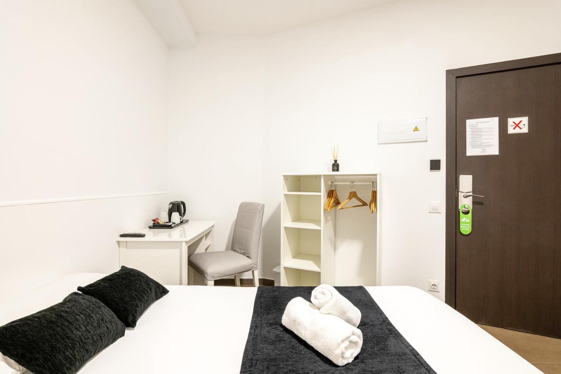 Laramond Barcelona Rooms المظهر الخارجي الصورة
