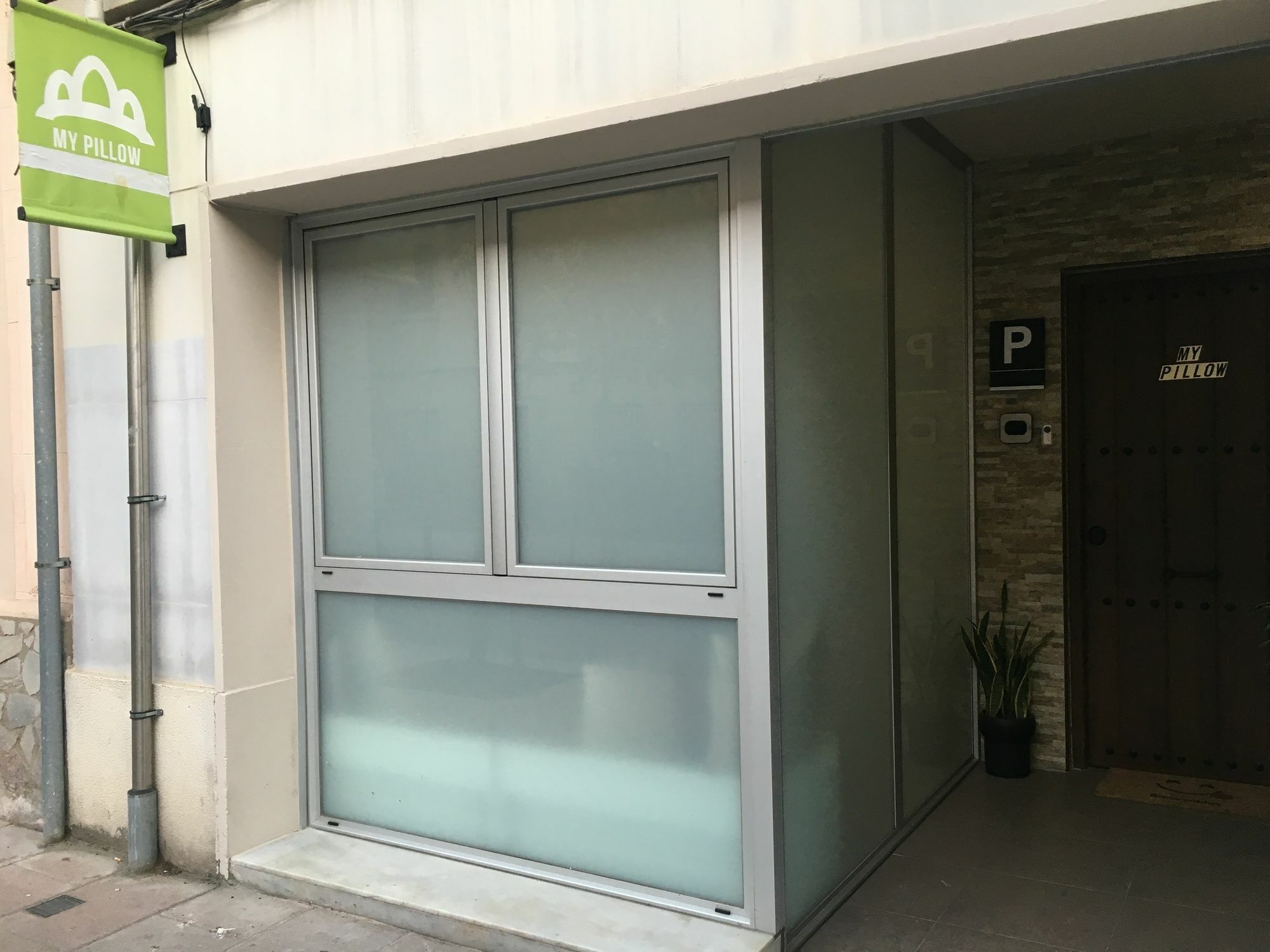 Laramond Barcelona Rooms المظهر الخارجي الصورة